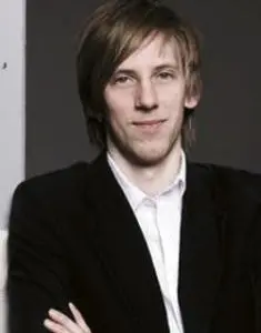 Retrato de Mikael Krogerus