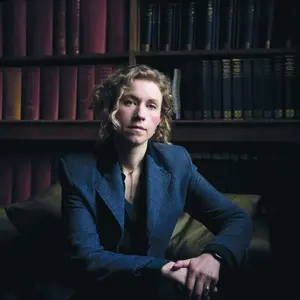 Retrato de Menna Van Praag