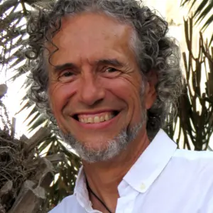 Retrato de  César-Javier Palacios