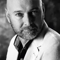 Retrato de  Fernando J. Múñez