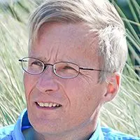 Retrato de  Hugh Aldersey-Williams