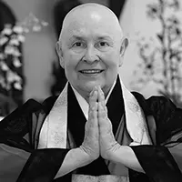 Retrato de  Monja Coen