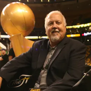 Retrato de Roland Lazenby