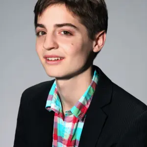 Retrato de Simon Rich