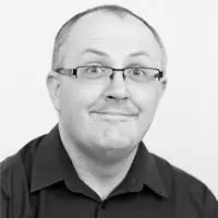 Retrato de Dean Burnett