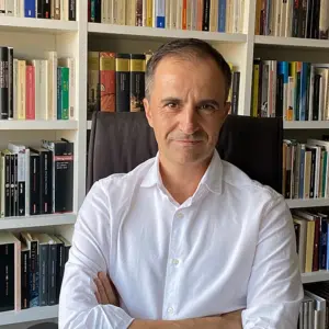 Retrato de  Carlos Gil