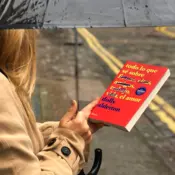 Portada Todo lo que sé sobre el amor. Edición especial con cantos tintados 0