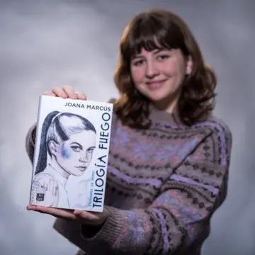 Imagen extra Trilogía Fuego 1. Ciudades de humo 0